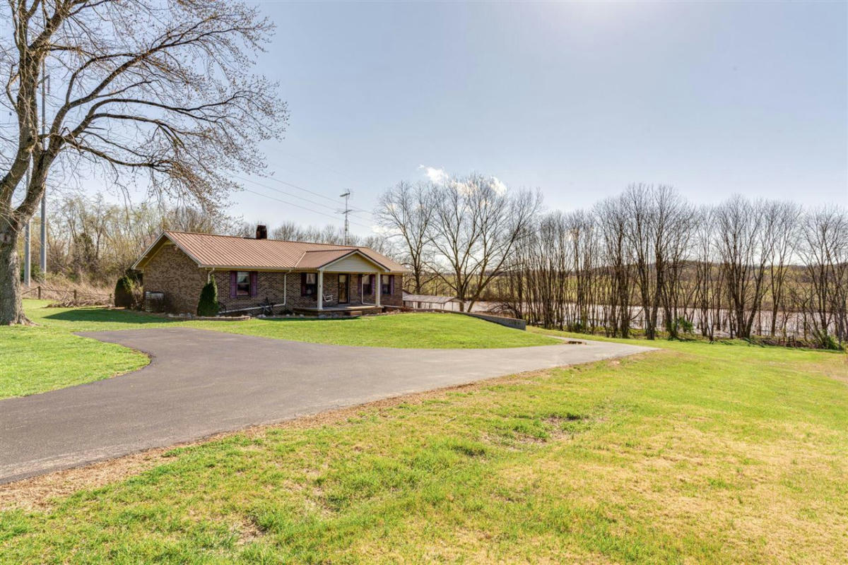 161 RAPIDS RD, FRANKLIN, KY 42134, photo 1 of 40