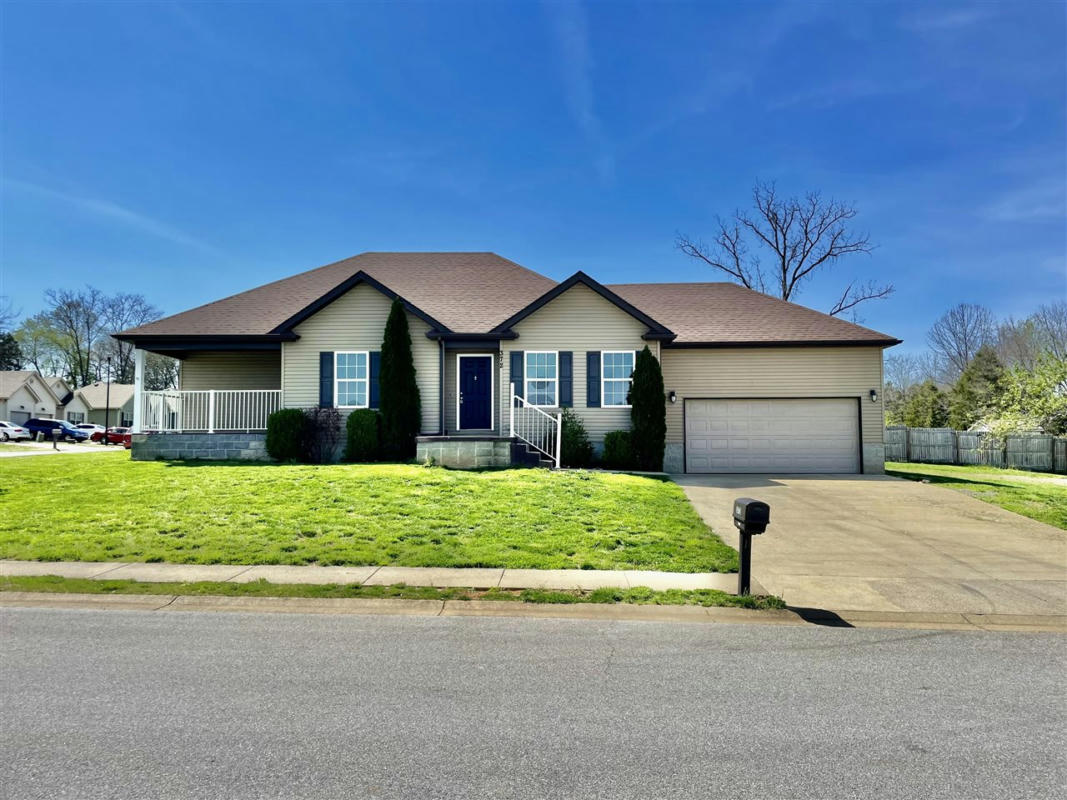 372 WHITE DOGWOOD DR, BOWLING GREEN, KY 42101, photo 1 of 21